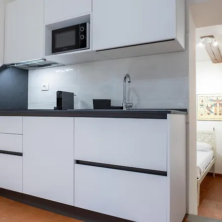 Bargello Apartment *